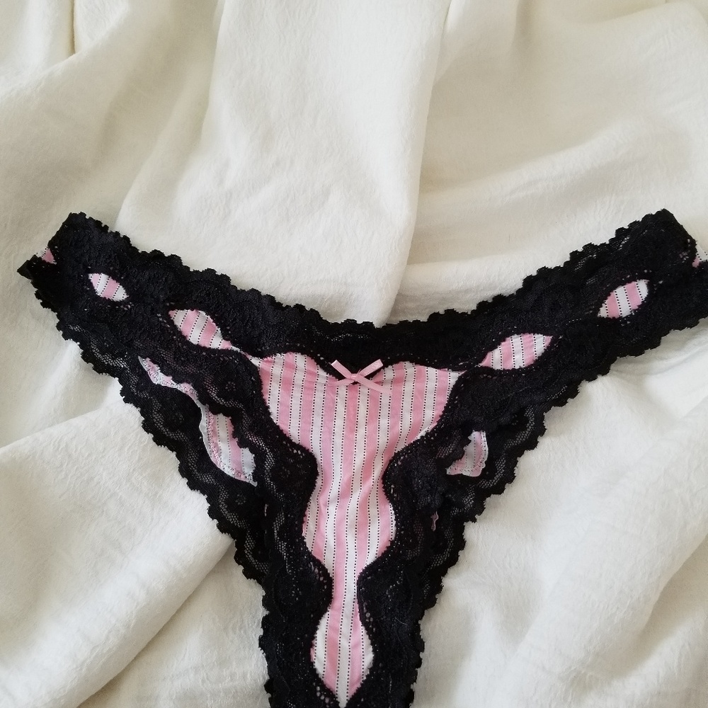 Victoria's Secret Cheeky
